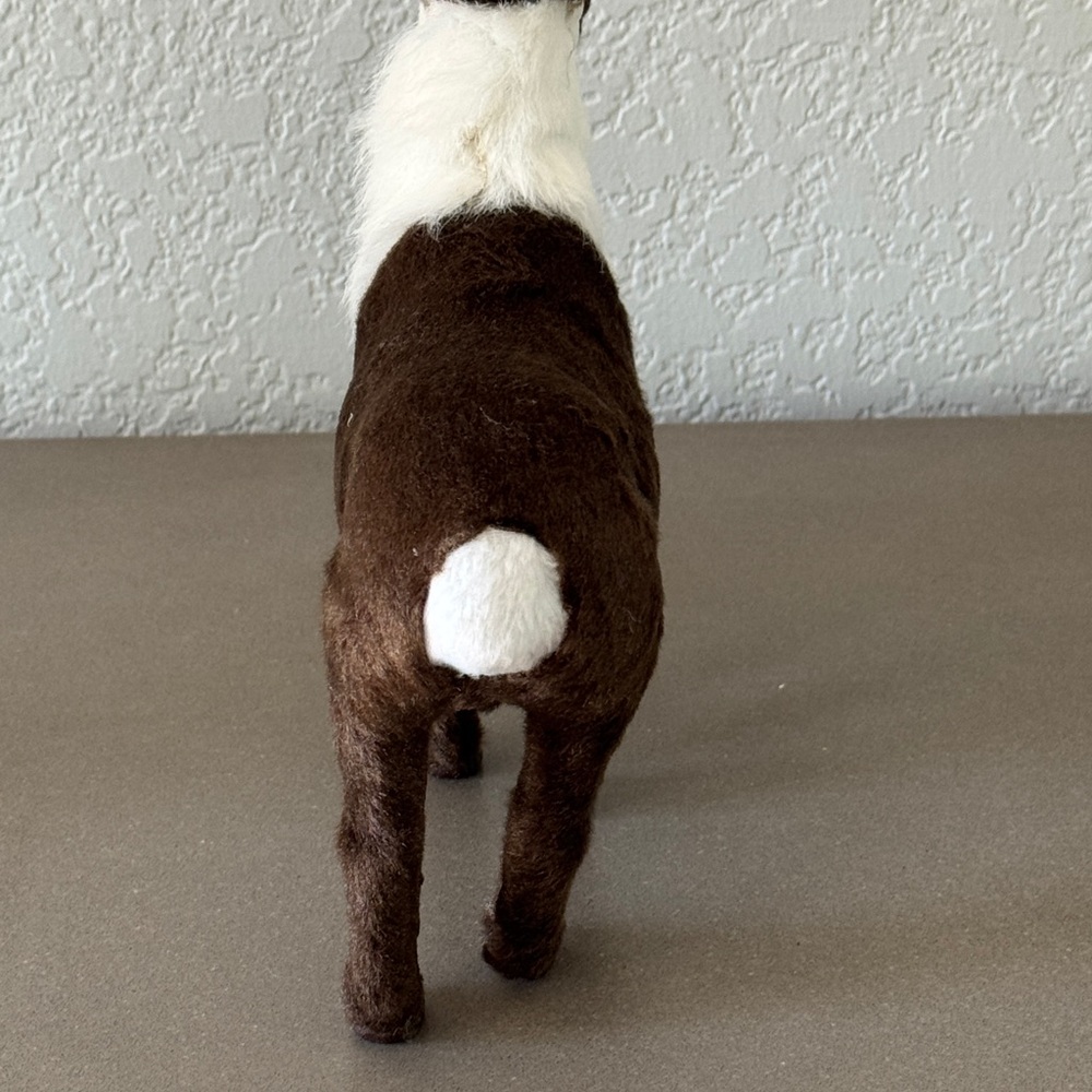 Byers’ Choice Reindeer Figurine | Handcrafted Christmas Holiday Decor - Picture 5 of 6